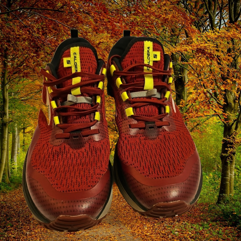 Brooks Caldera 5 Running Trail Sneaker Men's Size US 10 D UK 9 EUR 44 Maroon Red